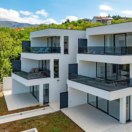 Sea View * 洛瓦尼斯卡