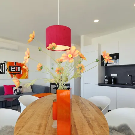 Sea View 洛瓦尼斯卡